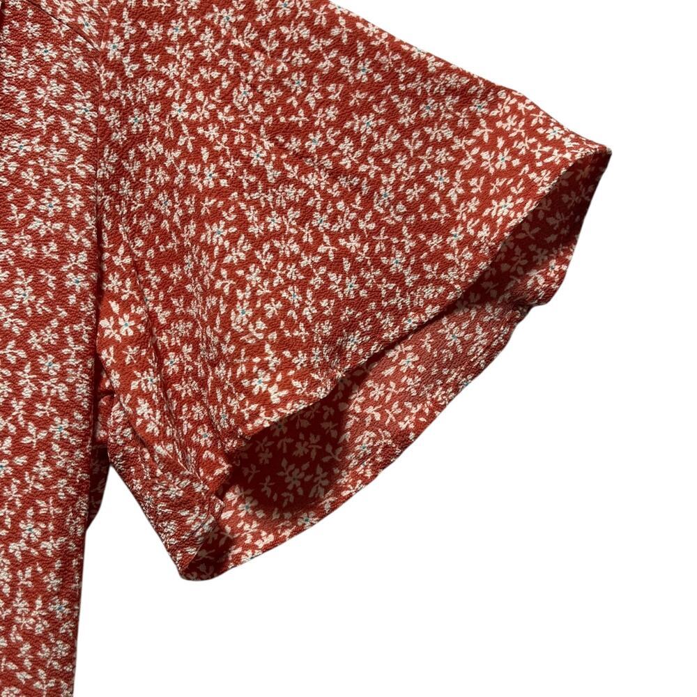 Monteau Top Women’s Sz Med Orange Floral V-Neck Faux Wrap Short Flutter - Picture 10 of 10